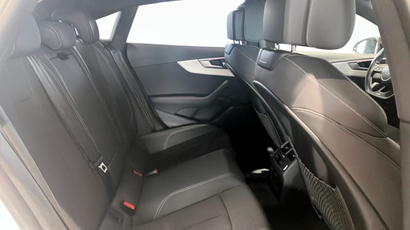 Bild 5 av Audi A5 Sportback 45 TFSI quattro / S line competition plus / Carplay,