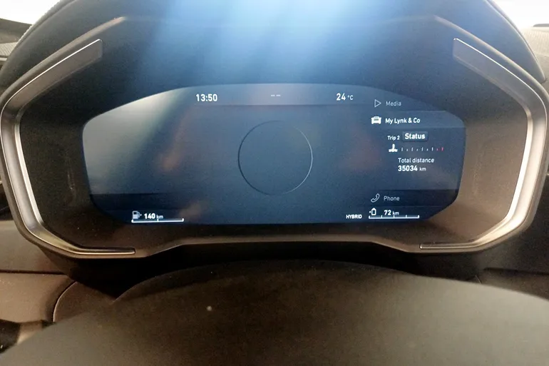 Lynk & Co 01 PHEV