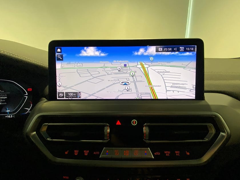 Bild 4 av BMW iX3 M-Sportpaket Assisted Driving