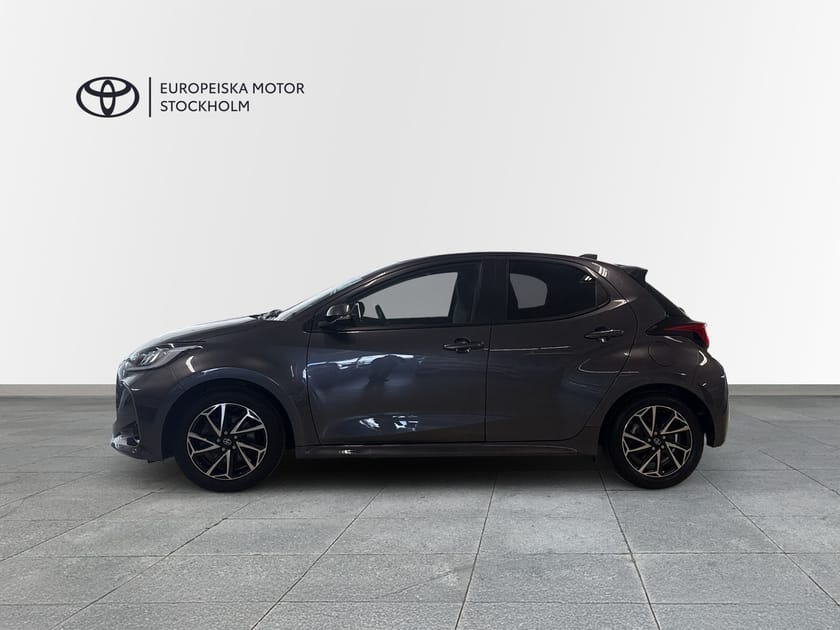 Bild 3 av Toyota Yaris Hybrid 1,5 ACTIVE PLUS VINTERHJUL BACKKAMERA