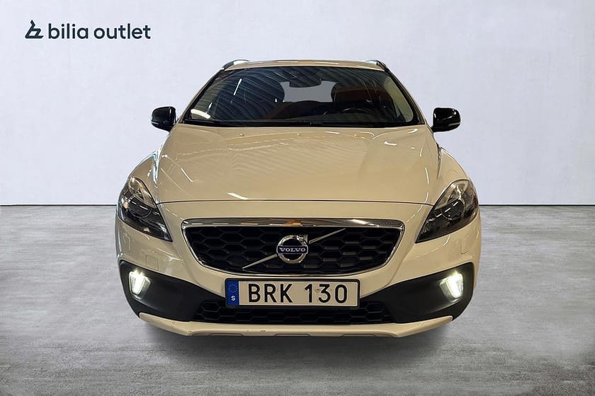 Bild 3 av Volvo V40 Cross Country D2 Momentum Business Edition Pro /Värmare /Dragkrok