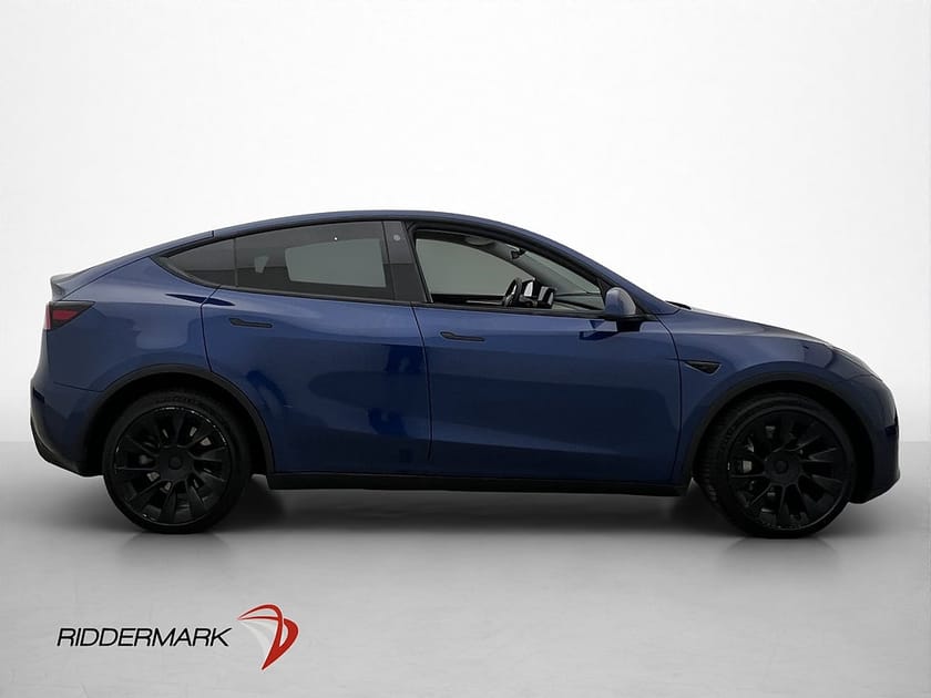 Bild 5 av Tesla Model Y Long Range AWD Parkeringsklimat Autopilot