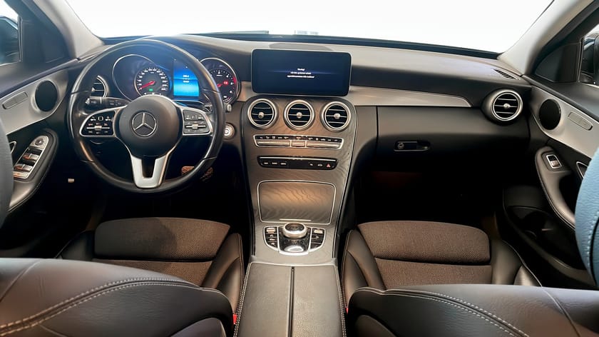 Bild 4 av Mercedes-Benz C 220 T d 4MATIC Avantgarde / Drag / Kamera / CarPlay