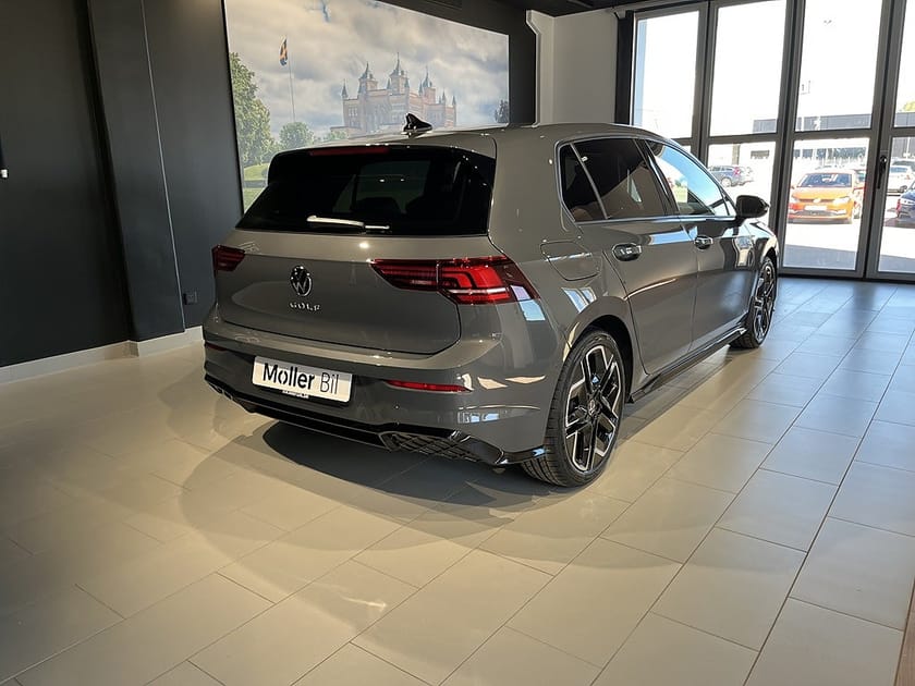 Bild 5 av Volkswagen Golf R-LINE 1,5 TSI 150 HK 6-VXL