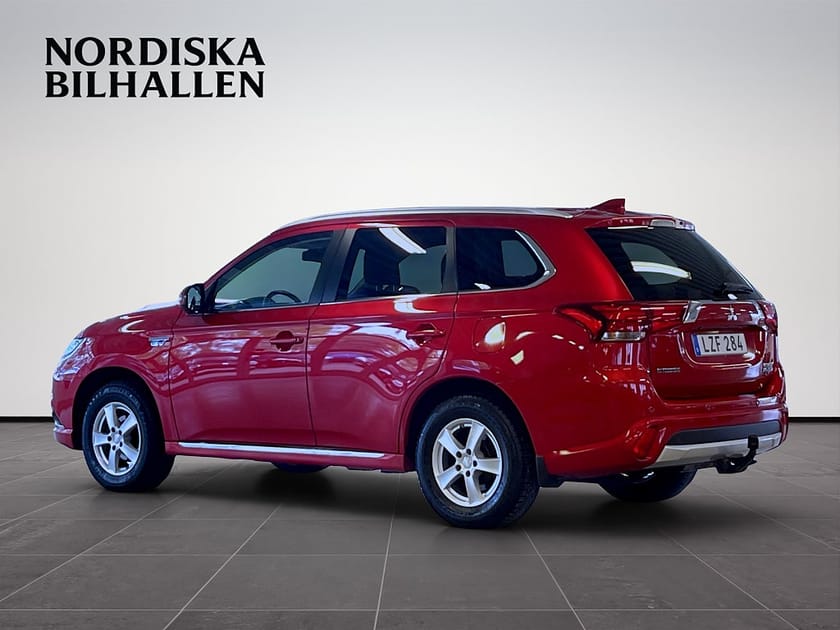 Bild 5 av Mitsubishi Outlander PHEV CVT Business Nybes Nyservad Drag Värmare 360-kam