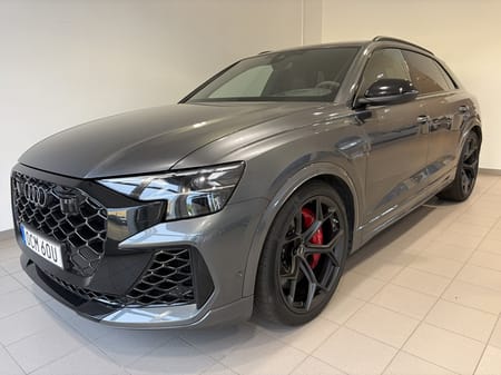 Audi RS Q8 Performance 640 HK