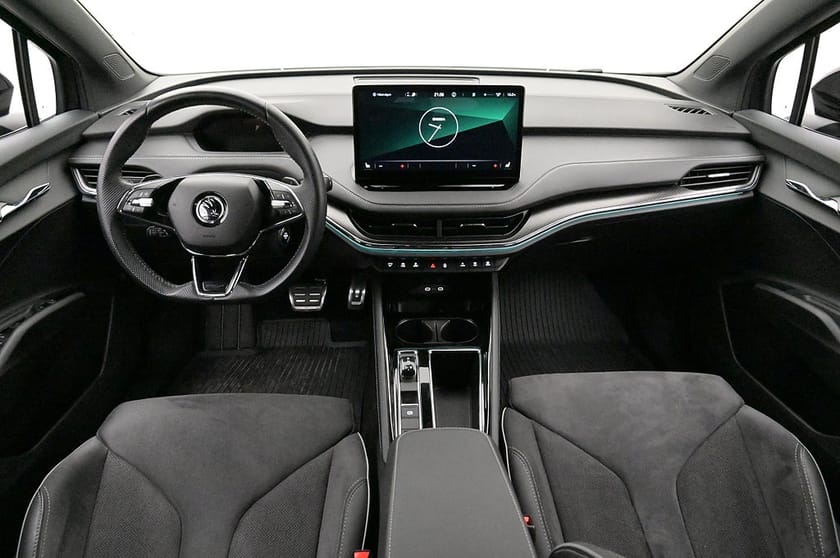 Bild 5 av Škoda Enyaq iV 80x Skoda SportLine Elstol BLIS AdapFarth Kamera