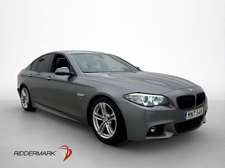 BMW 520d xDrive Sedan M Sport Pano H/K Värmare Skinn Navi Ambient