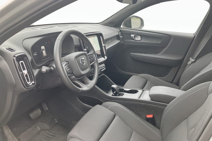 Bild 5 av Volvo EX40 Single Motor Extended Range R Plus Edt