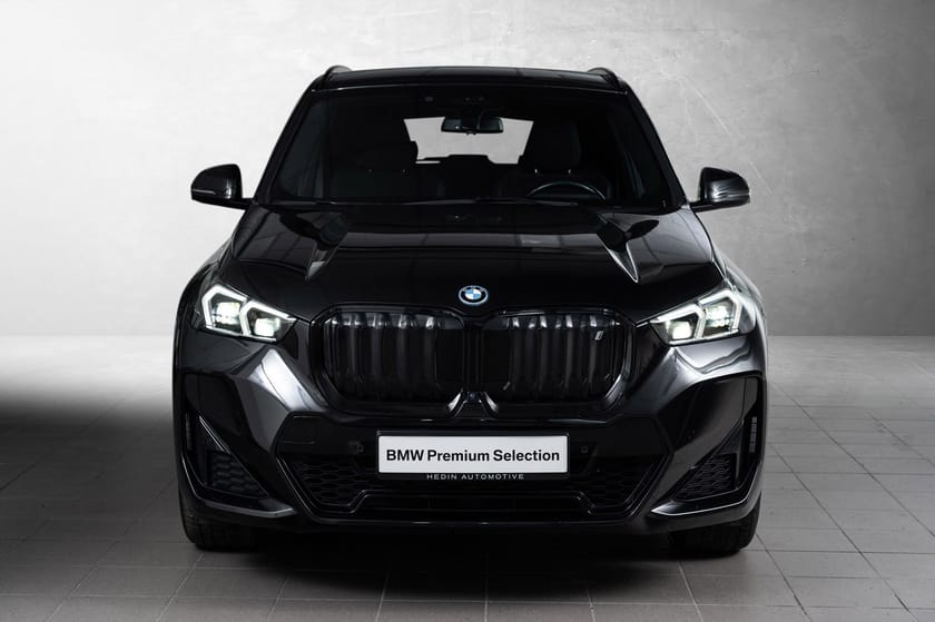 Bilde 2 av BMW iX1 xDrive30