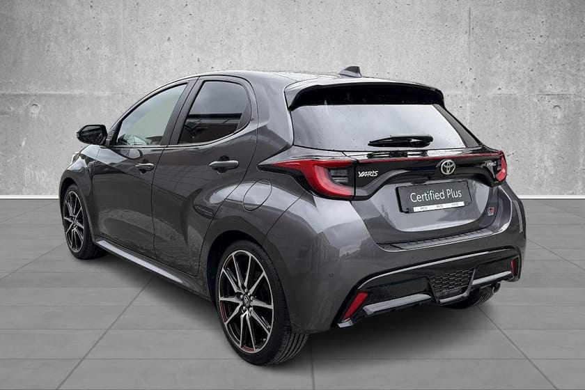 Bilde 3 av Toyota Yaris Hybrid 1.5 GR SPORT, FLOTT BIL