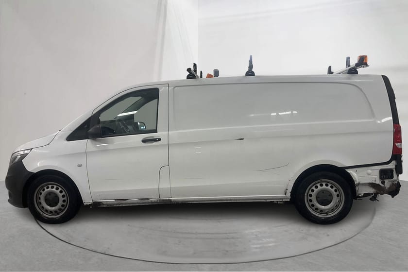 Bild 2 av Mercedes-Benz Vito 114 CDI 3.2t W640 (136hk)