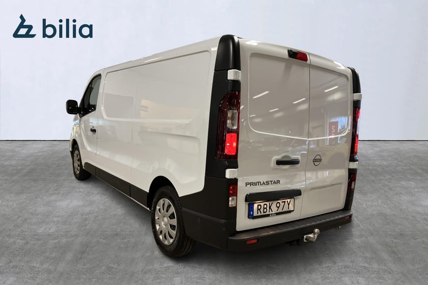 Bild 2 av Nissan Primastar N-Connecta/Moms/s&v-däck/Dragkrok/Backkamera