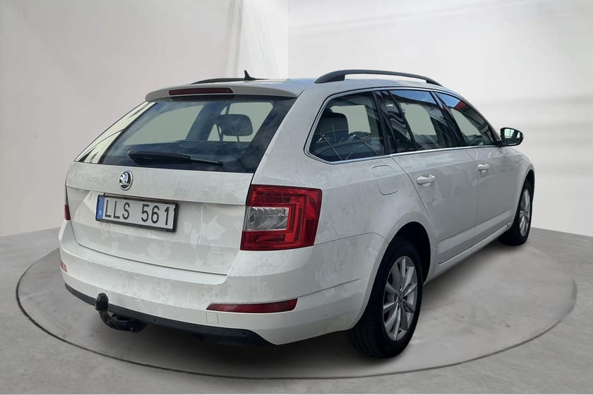 Bild 3 av Škoda Octavia Kombi III 1.6 TDI CR Combi 4X4 (105hk)