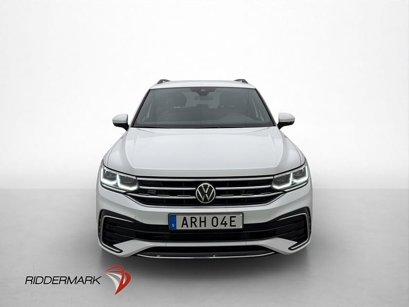 Bild 2 av Volkswagen Tiguan eHybrid 1.4 TSI R-Line Cockpit Drag MOMS
