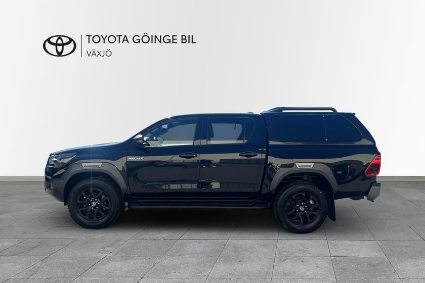 Bild 4 av Toyota Hilux Dubbelhytt Invincible Teknikpaket D-CAB 2,8 4WD JBL SKINN
