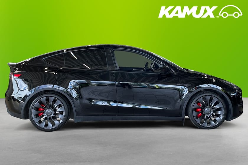 Bild 2 av Tesla Model Y Performance Pano Läder Moms 534hk