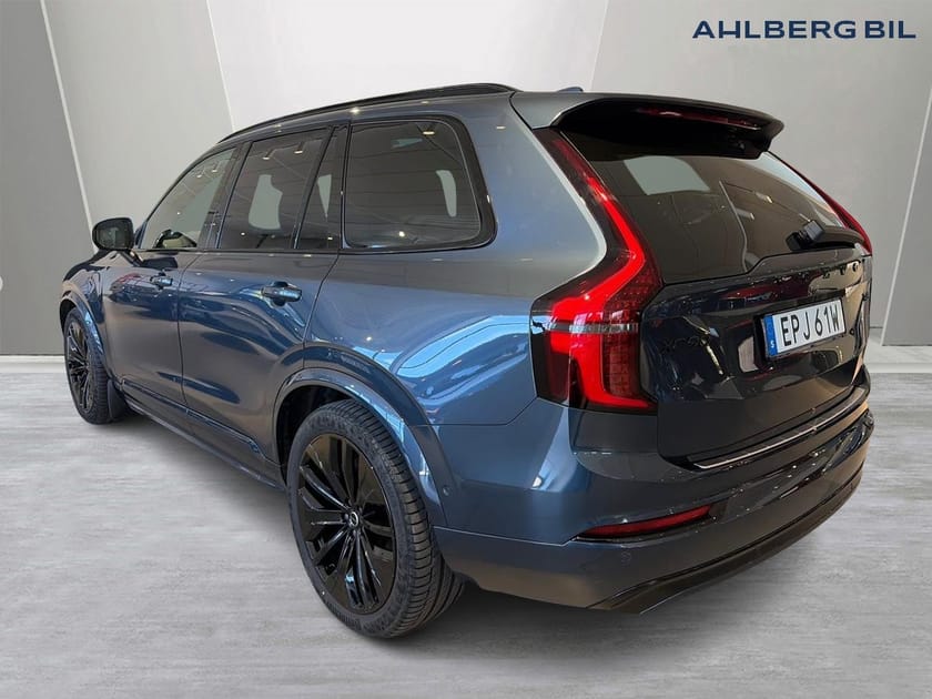 Bild 3 av Volvo XC90 T8 Ultra Black Edition, Bowers & Wilkins Högtalare, Nappa Läder Ventilerat, Aktiv Chassi Luftfjädring, Dragkrok Halvautomatisk, Google Maps