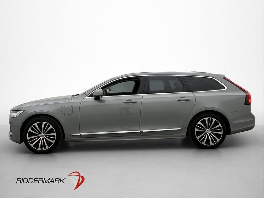 Bild 4 av Volvo V90 Recharge T6 AWD 350hk Värmare Kamera Navigator