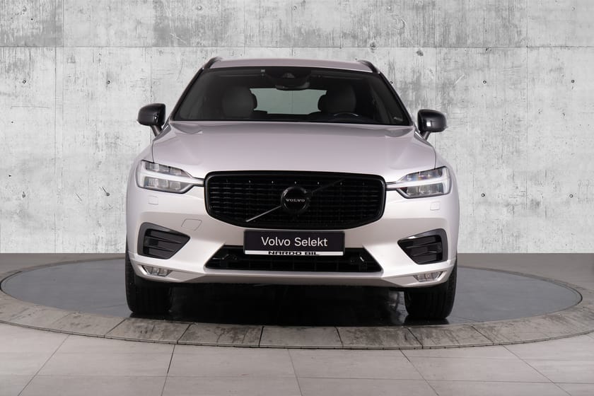 Bilde 3 av Volvo XC60 B5 235 hk R-Design. Krok/Teknikkpakke/Adaptiv CC/Navi