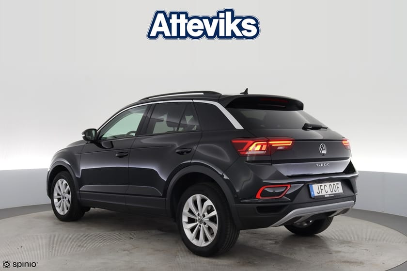 Bild 3 av Volkswagen T-Roc 1.5 TSI DSG 150hk Kamera P-Värm Keyless Clima