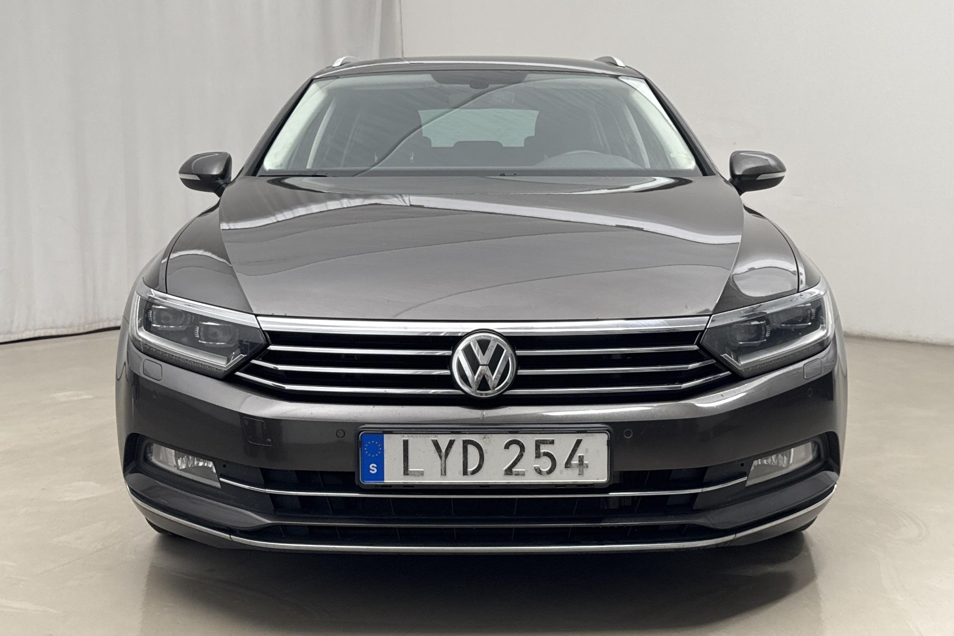 Volkswagen Passat 2016, bild 5/10
