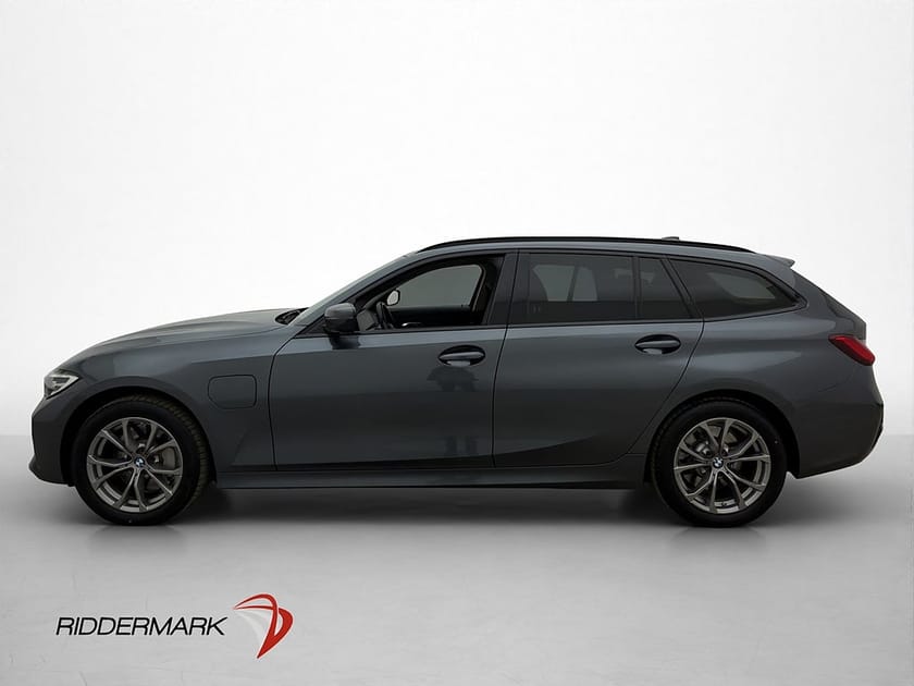 Bild 5 av BMW 330e xDrive Touring 292hk Sport Line CarPlay Navi