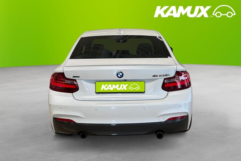 Bild 5 av BMW M235i xDrive Coupé 326hk   H/K Sportavgas Skinn Kamera