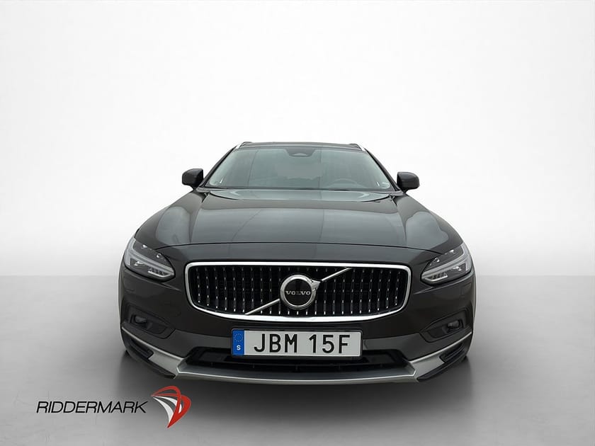 Bild 2 av Volvo V90 Cross Country B4 AWD Plus Värmare Kamera Drag MOMS