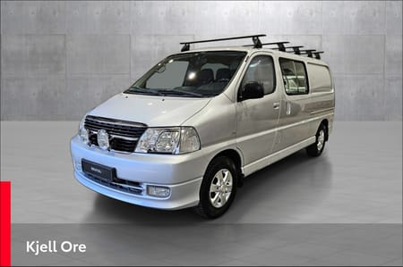Toyota HiAce Van D-4D 5-d 117hk lang