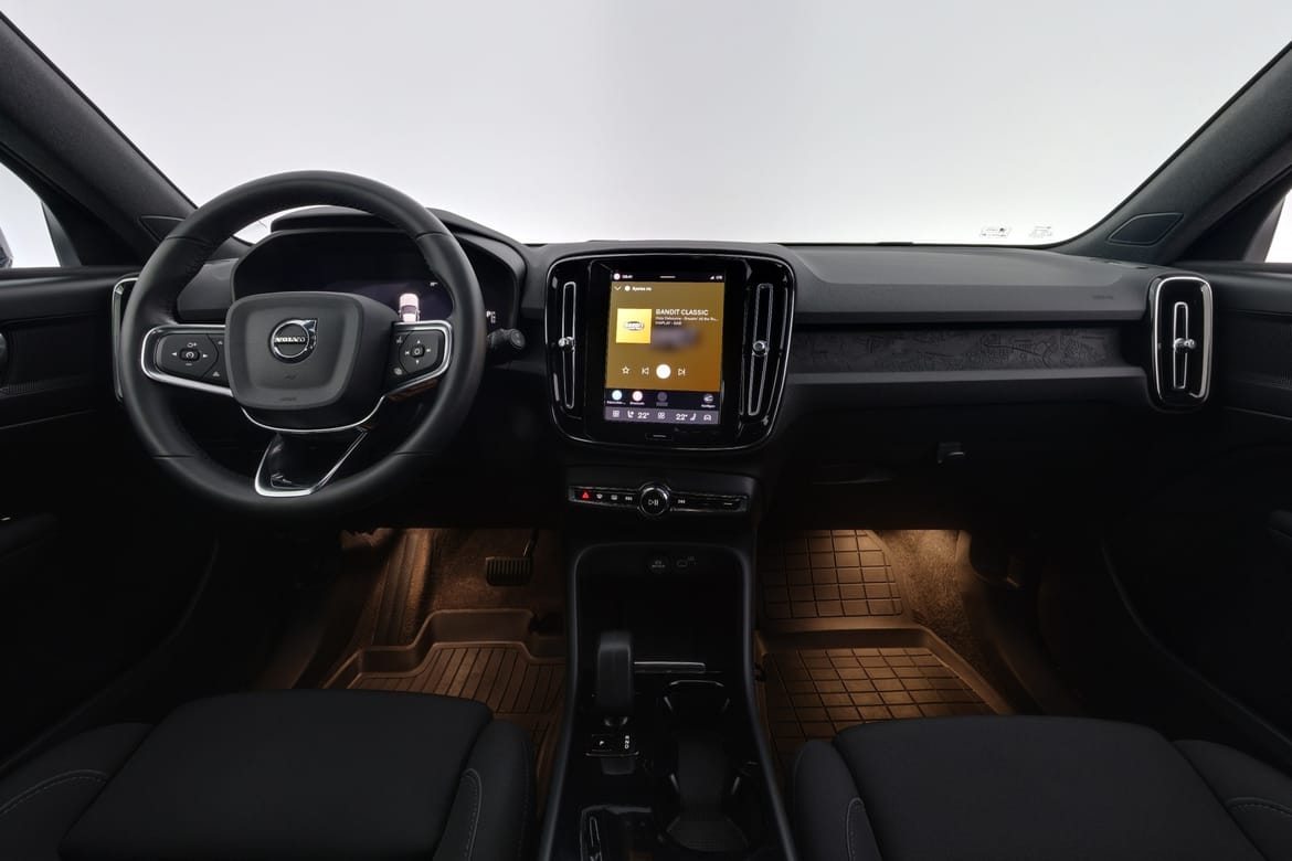 Volvo XC40 2023 - miniatyr 8