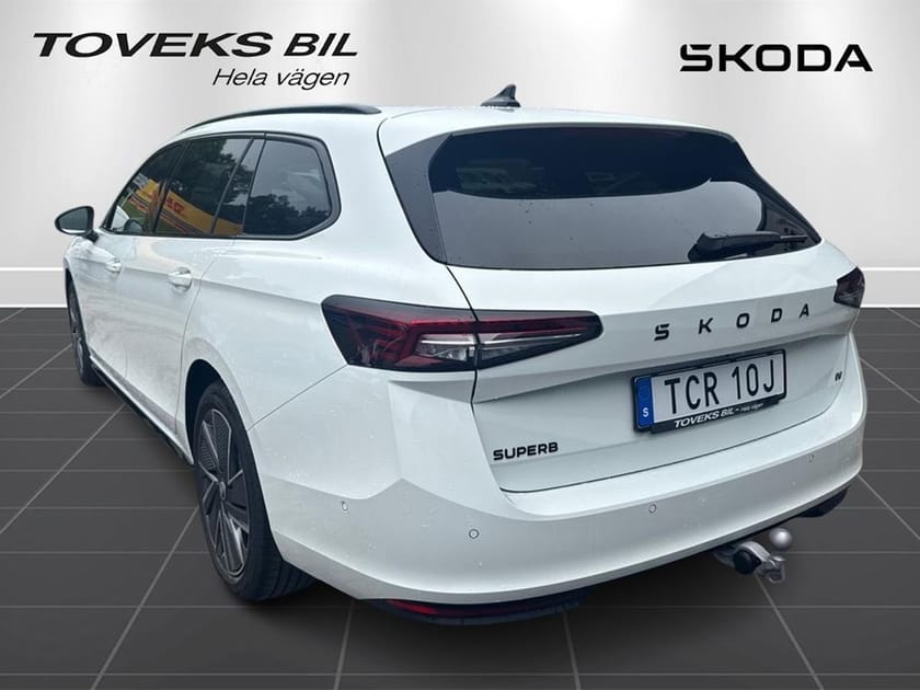 Bild 5 av Škoda Superb iV Kombi SPORTLINE 1,5 TSI 204 HK 6 VXL DSG