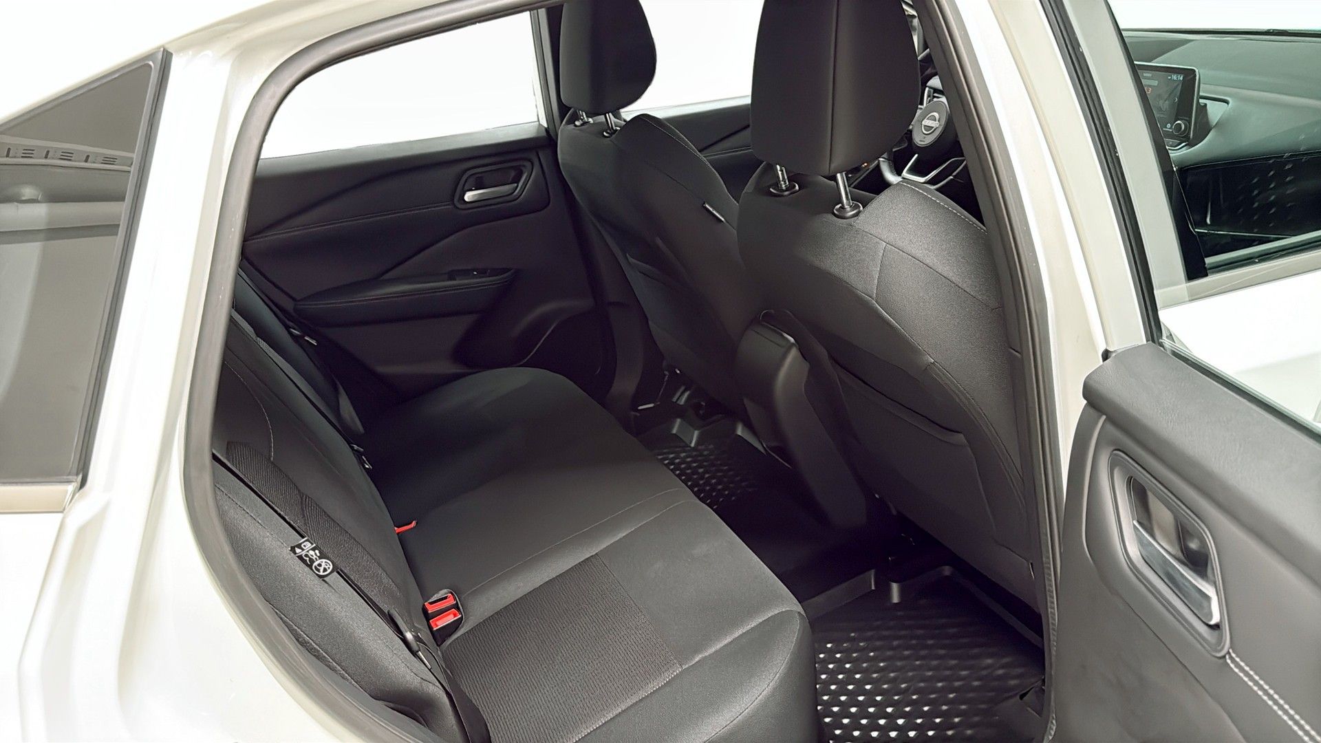 Nissan Qashqai 1.3 DIG Acenta Backkamera 2023, photo 5/10