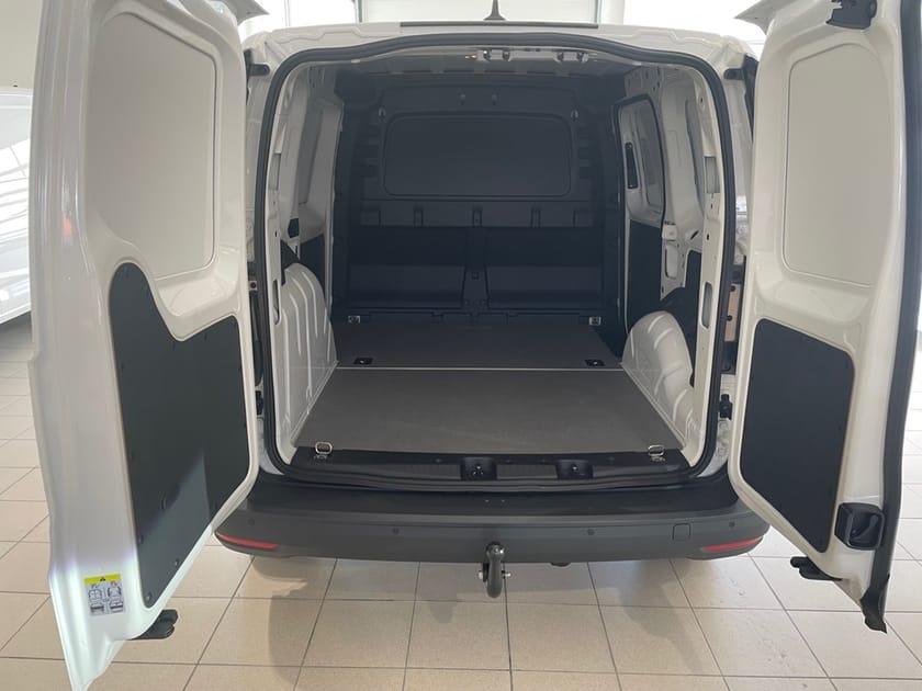 Bild 2 av Volkswagen Caddy Cargo 2,0 TDI Drag/Värmare/Carplay