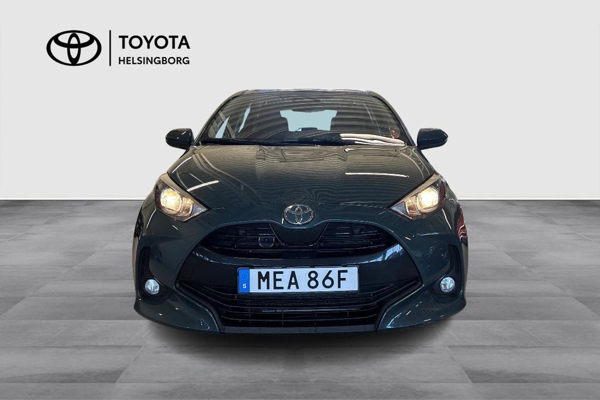 Toyota Yaris 2025, bild 2/10