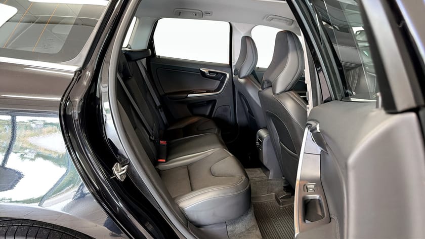 Bild 5 av Volvo XC60 D4 Momentum 190Hk / Drag / Adaptiv Farthållare