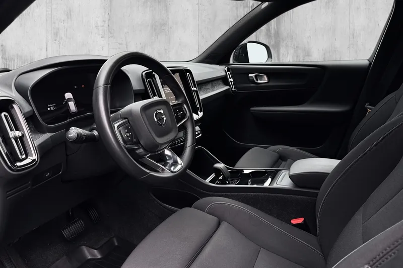 Volvo XC40 Recharge Twin motor bilde 8