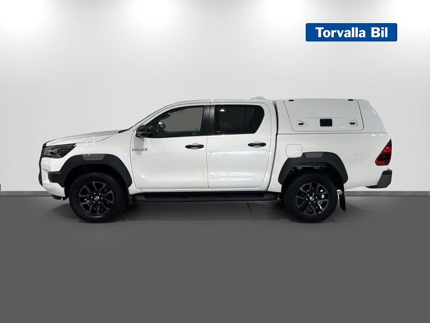 Bild 4 av Toyota Hilux Dubbelhytt 2.8 4WD Invincible *V-hjul + Dragkrok*