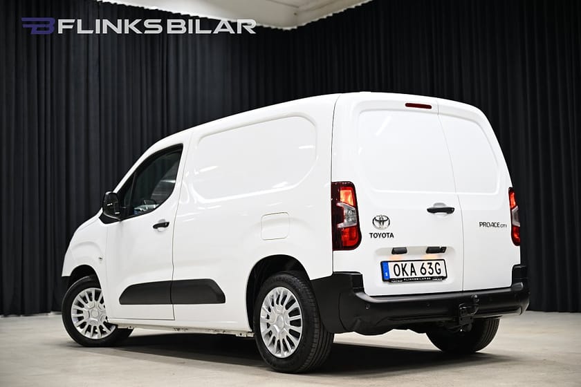 Bild 4 av Toyota ProAce City 1.5D 130HK Automat|Inredd|Drag|Värmare|Backkamera