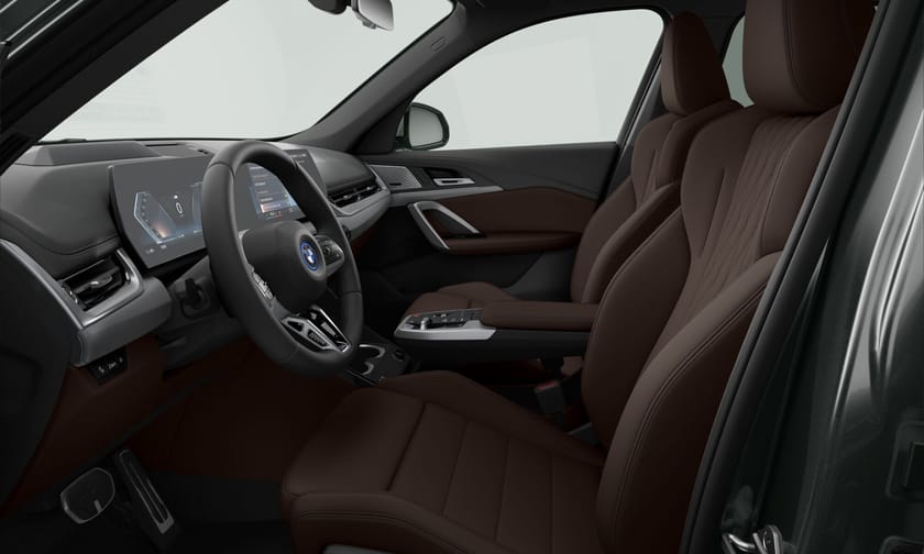 Bilde 2 av BMW iX1 xDrive30 Msport| Skinn| 19"| Massasje| 360°kam| Ad.LED| Ad.Cru