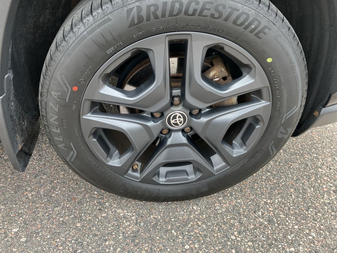 13 / 19