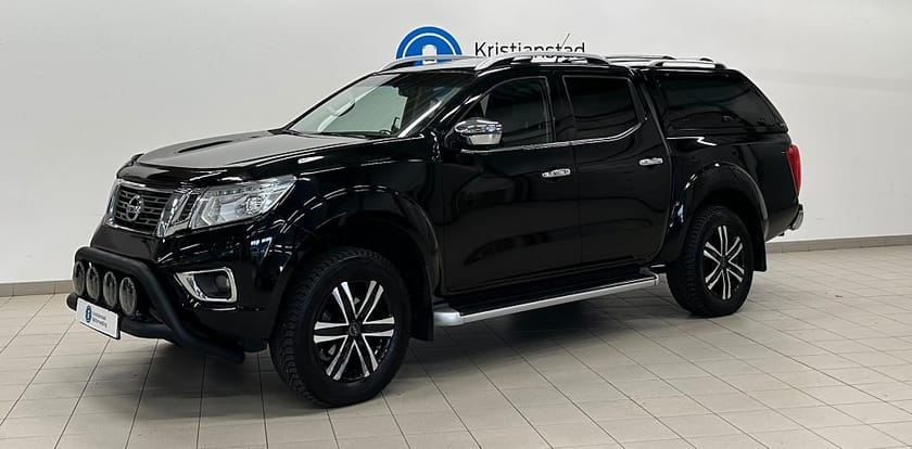 Bild 1 av Nissan Navara Dubbelhytt 2.3 dCi 4WD Frontbåge,Sidesteps,Läderklädsel