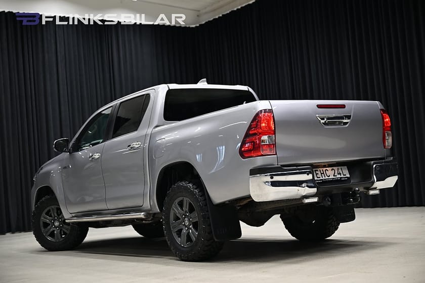 Bild 4 av Toyota Hilux Dubbelhytt 2.8 4WD 204HK Automat|Dubbelhytt|Drag|GPS|Backkamera
