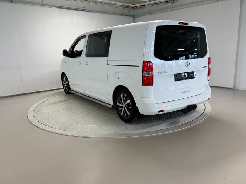Bilde 4 av Toyota Proace 1,6 116hk Cruise/Krok/Delskinn/Ny reg.reim/EU 05.2028