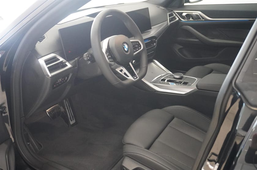 Bild 2 av BMW i4 eDrive40 Gran Coupé M Sport Active Ed Drag Aktiv Fartpilot HiFi