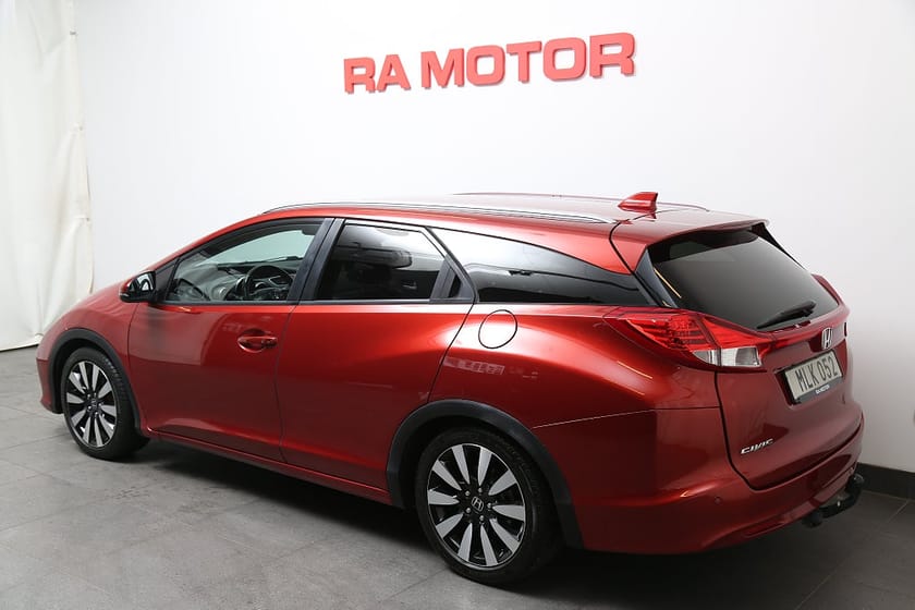 Bild 4 av Honda Civic Tourer 1,6 i-DTEC Executive Skinn Kamera Värmare Drag