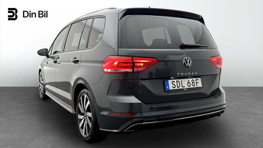 Bild 3 av Volkswagen Touran R-Line TSI150 DSG 7sits/Drag/P-värmare