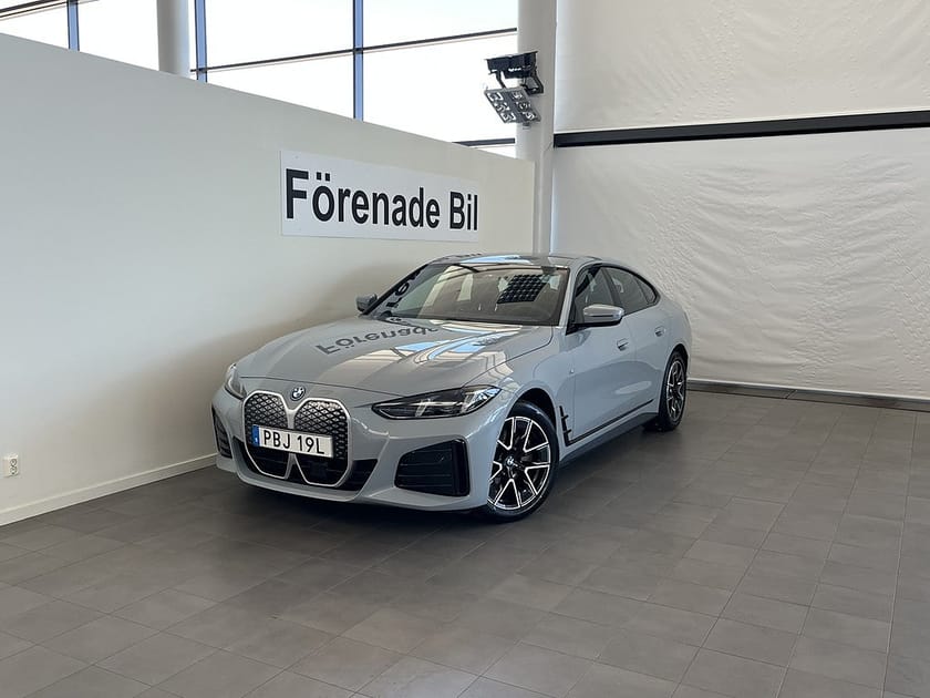 Bild 1 av BMW i4 eDrive40 Gran Coupé M Sport 18" Rattvärme Drag Drive/Park Assist