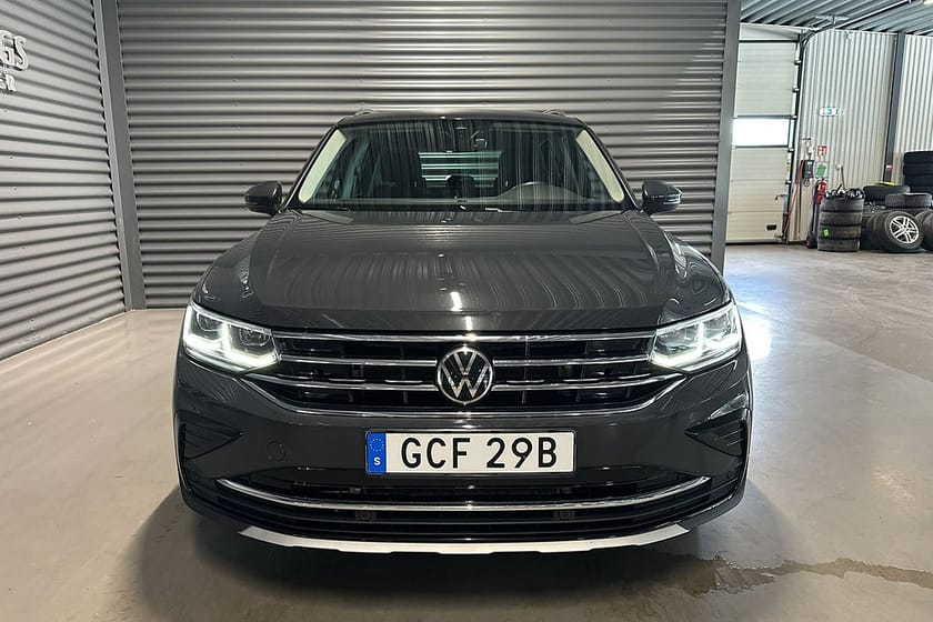 Bild 2 av Volkswagen Tiguan eHybrid 1.4 TSI Elegance Backkamera Matrix Keyless Drag