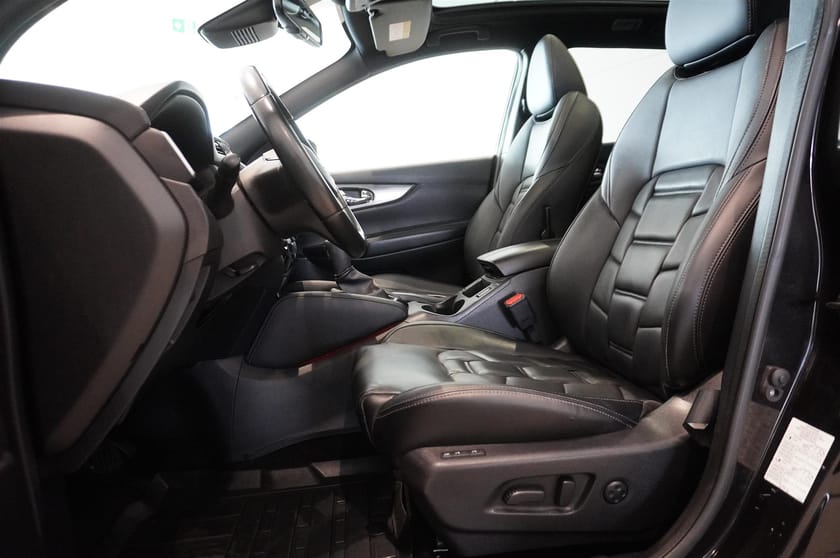 Bild 5 av Nissan Qashqai 1.2 DIG-T Xtronic 115hk Pano Bose